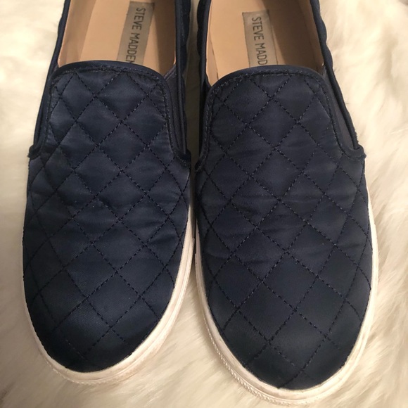 navy blue steve madden sneakers